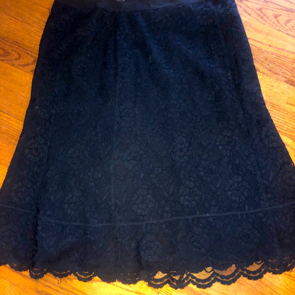 Old Navy Lace Skirt size 16